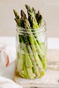 How to Store Asparagus (3 ways)